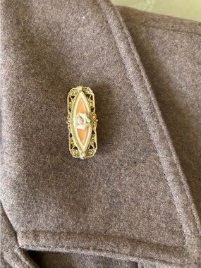 Gold-Tone Cream Floral Brooch